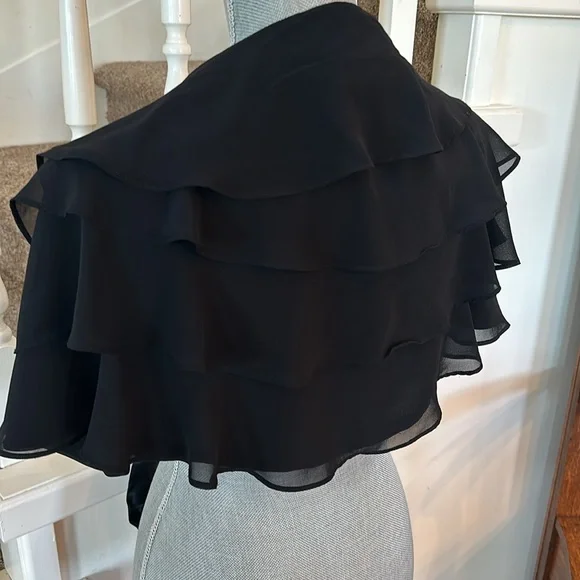 Joseph ribkoff shawl - Picture 4 of 6